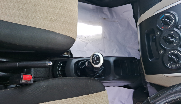 2016 Maruti Wagon R 1.0 VXI, Petrol, Manual, 86,264 km, Gear Lever