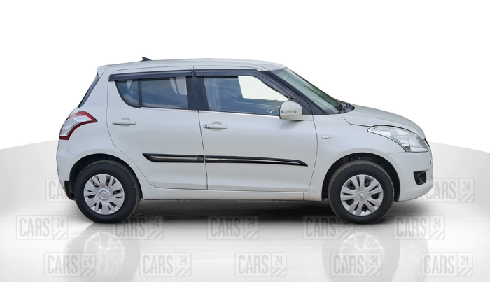 2014 Maruti Swift VXI, Petrol, Manual, 1,35,679 km, Right Side View