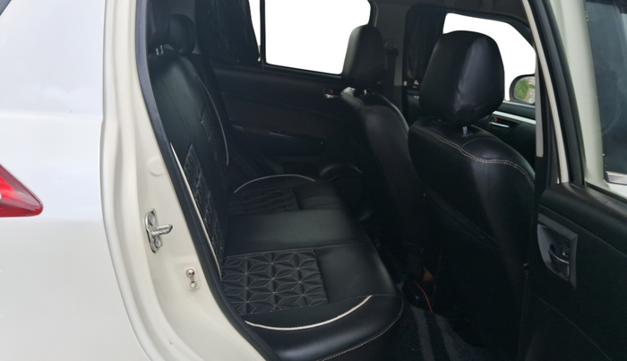 2014 Maruti Swift VXI, Petrol, Manual, 1,35,679 km, Right Side Rear Door Cabin
