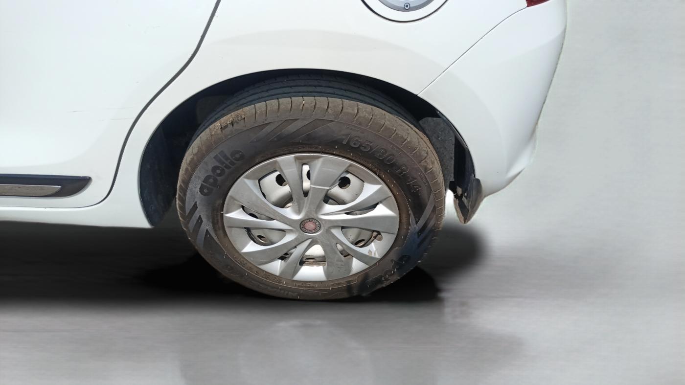2020 Maruti Swift LXI, Petrol, Manual, 51,807 km, Left Rear Wheel