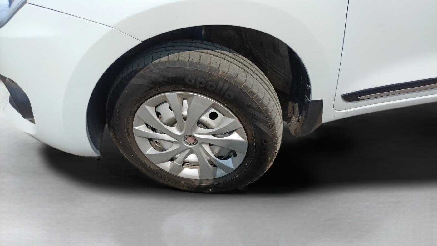2020 Maruti Swift LXI, Petrol, Manual, 51,807 km, Left Front Wheel