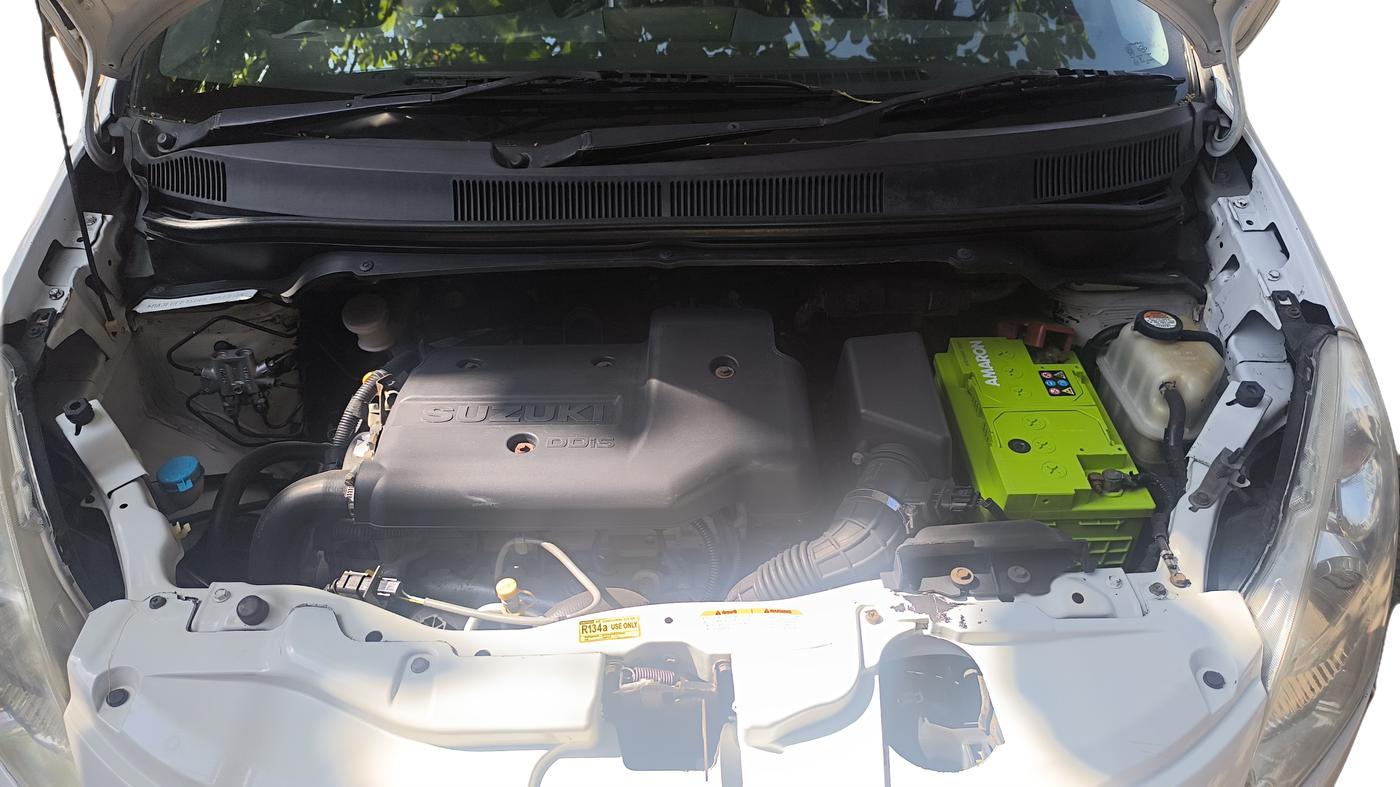 2015 Maruti Ritz LDI, Diesel, Manual, 55,042 km, Open Bonnet