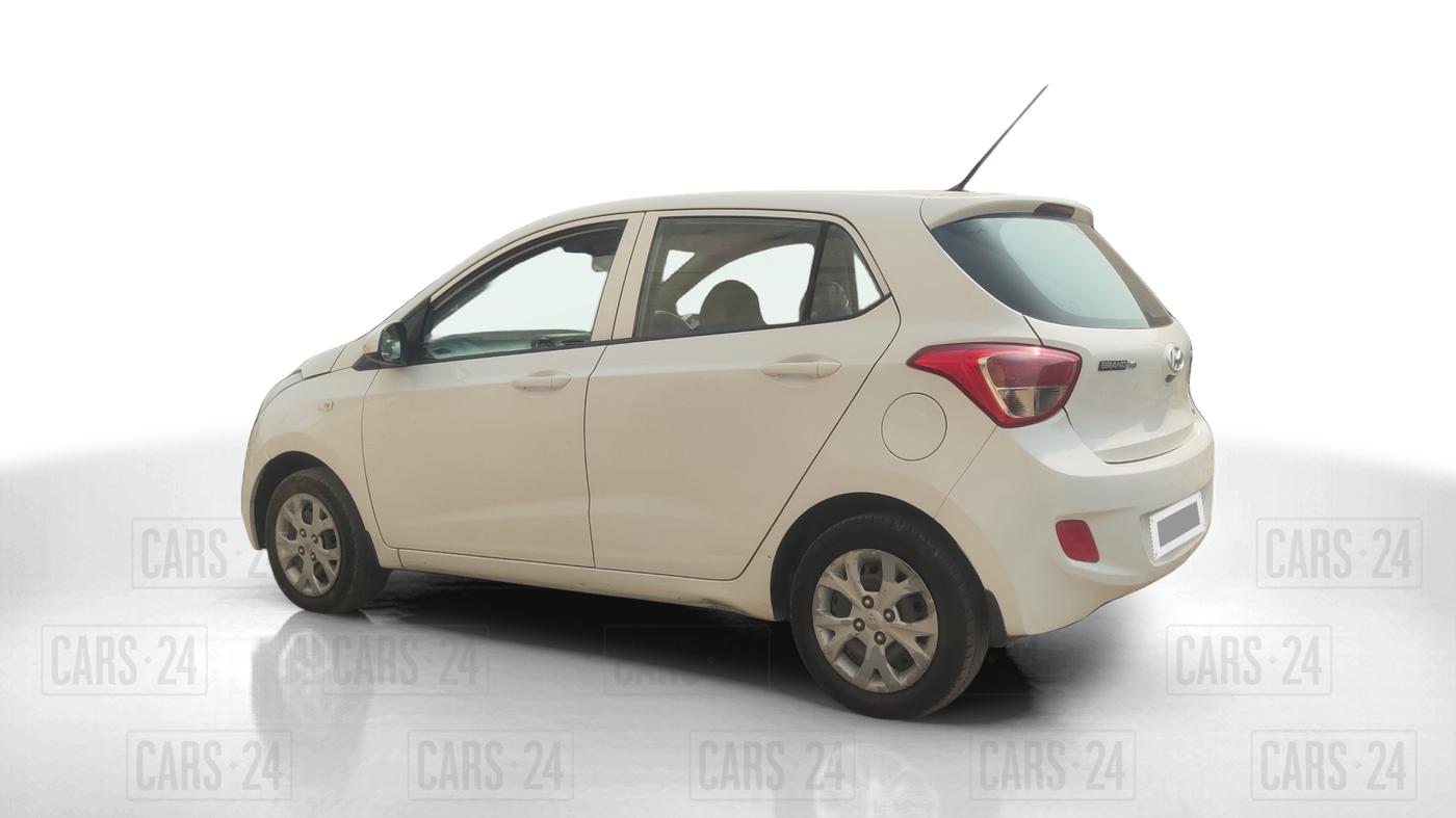 2015 Hyundai Grand i10 MAGNA 1.1 CRDI, Diesel, Manual, 94,181 km, Left Back Diagonal