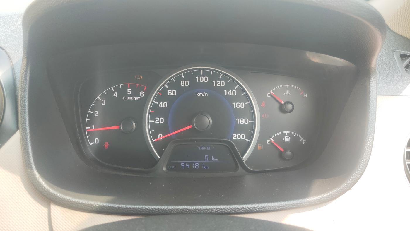 2015 Hyundai Grand i10 MAGNA 1.1 CRDI, Diesel, Manual, 94,181 km, Odometer Image