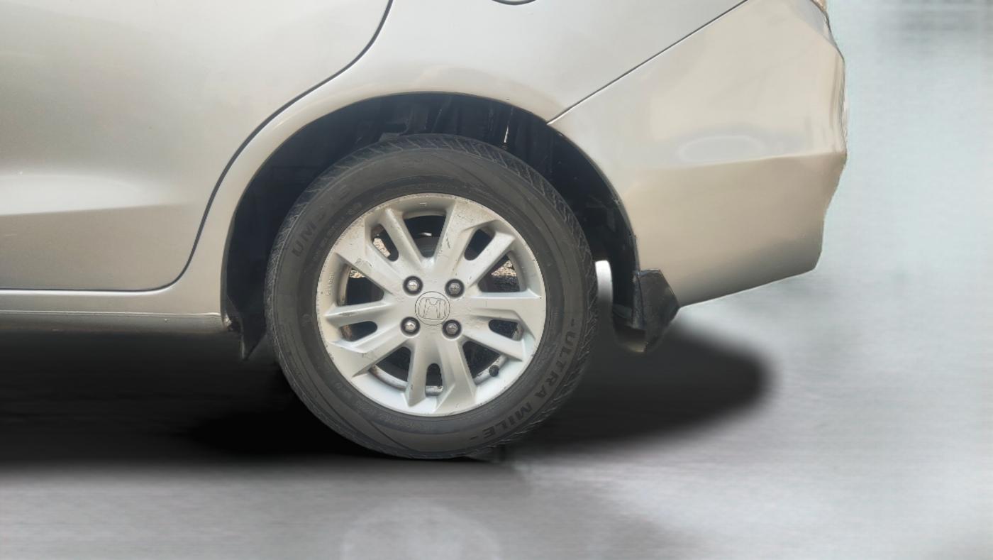 2014 Honda Amaze 1.5L I-DTEC VX, Diesel, Manual, 87,184 km, Left Rear Wheel