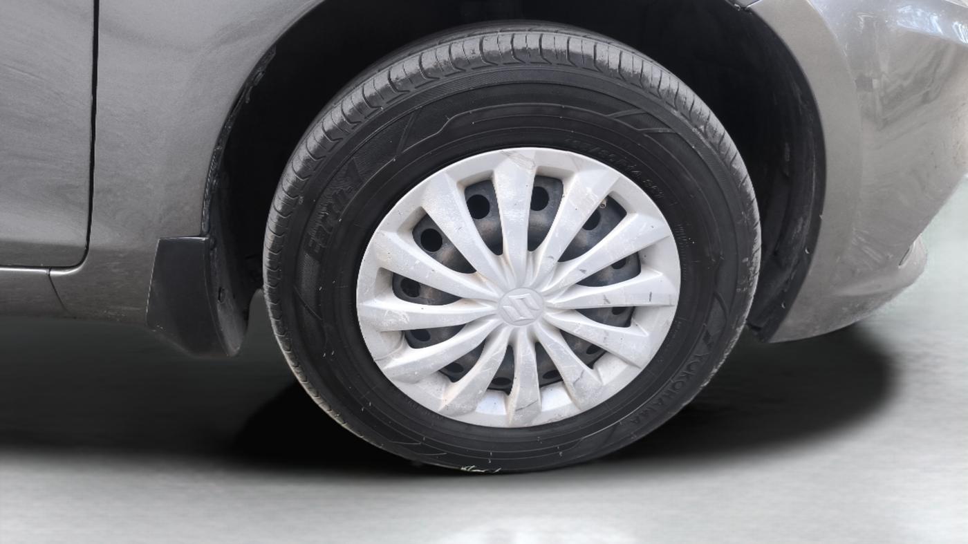 2016 Maruti Swift Dzire VXI, Petrol, Manual, 55,040 km, Right Front Wheel