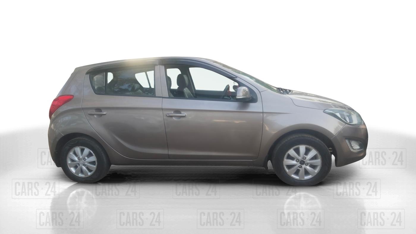 2013 Hyundai i20 SPORTZ 1.2, Petrol, Manual, 93,019 km, Right Side View