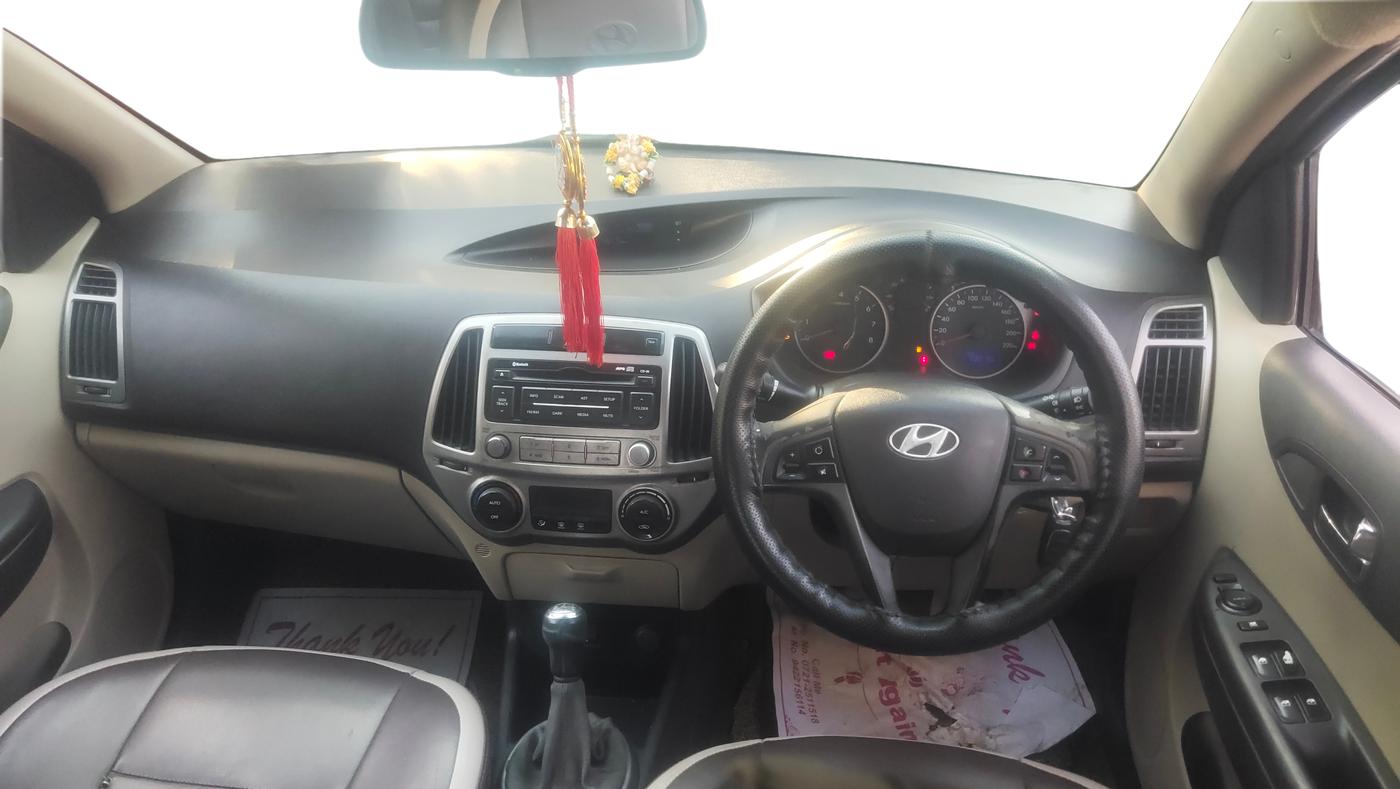 2013 Hyundai i20 SPORTZ 1.2, Petrol, Manual, 93,019 km, Dashboard