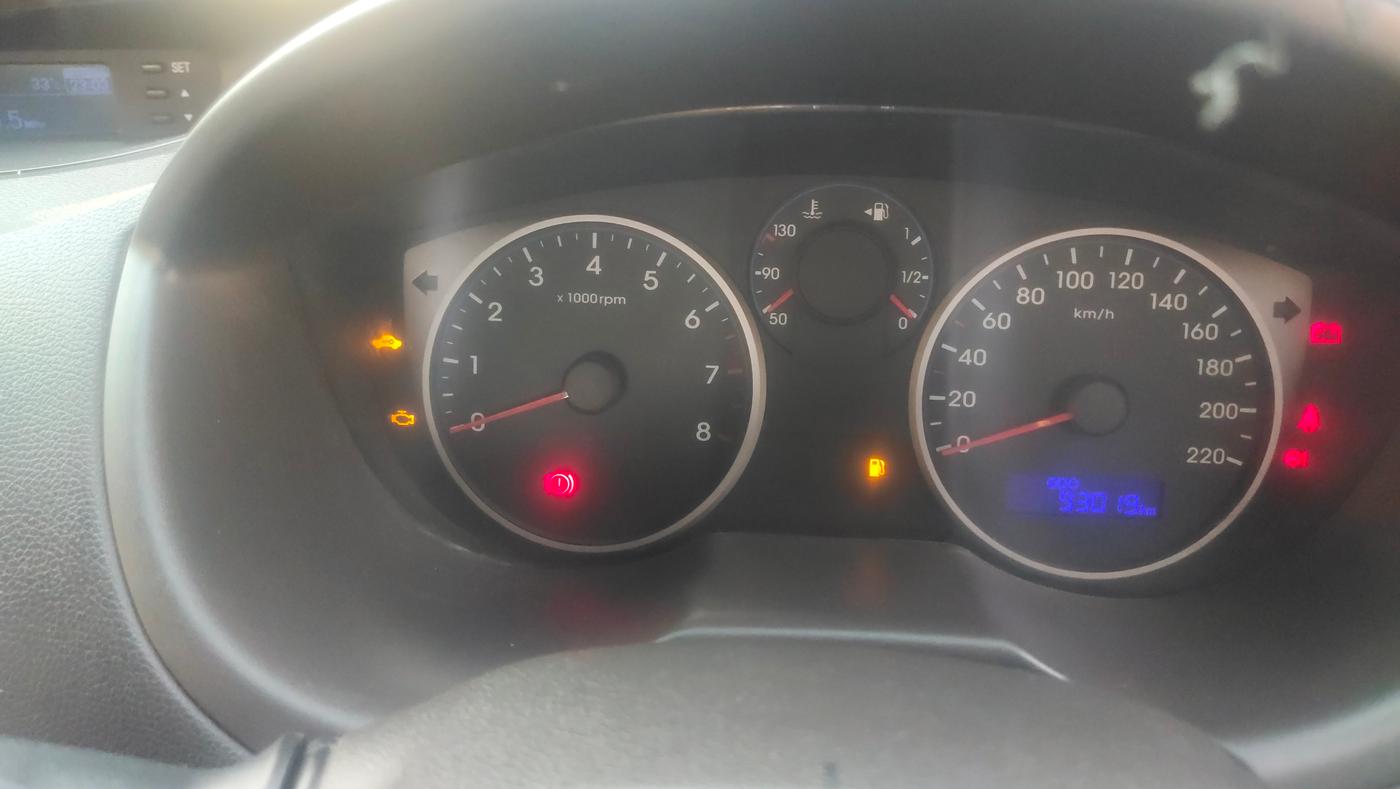 2013 Hyundai i20 SPORTZ 1.2, Petrol, Manual, 93,019 km, Odometer Image