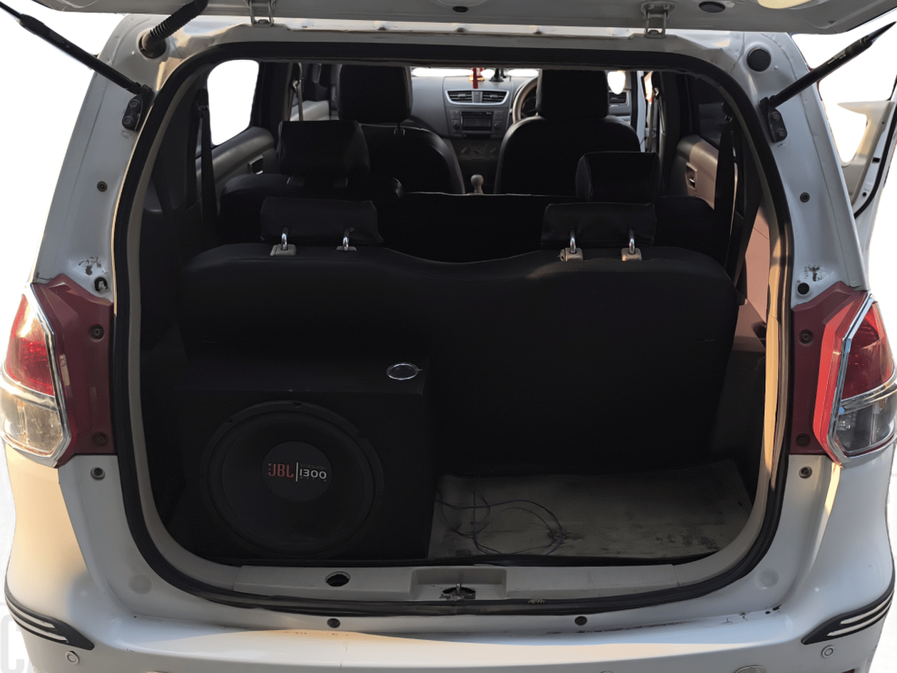 2016 Maruti Ertiga VDI SHVS, Diesel, Manual, 92,252 km, Boot Inside
