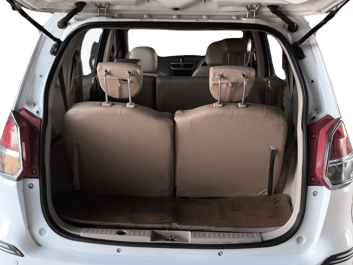 2016 Maruti Ertiga ZDI SHVS, Diesel, Manual, 97,599 km, Boot Inside
