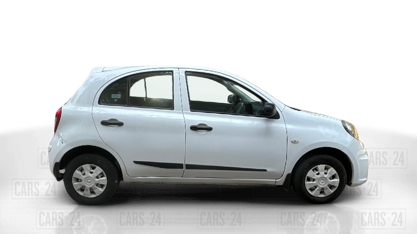 2017 Nissan Micra Active XL, Petrol, Manual, 23,014 km, Right Side View