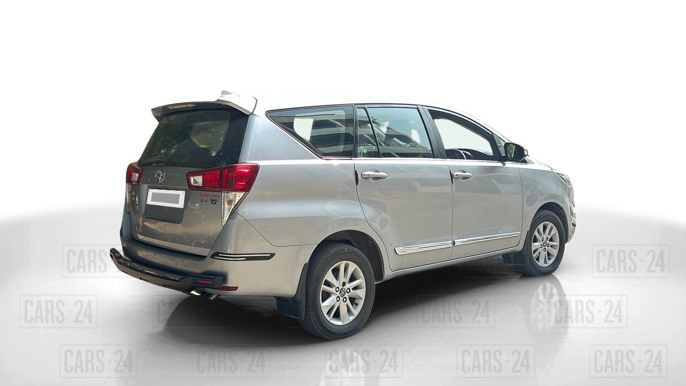 2018 Toyota Innova Crysta 2.4 G 7 STR, Diesel, Manual, 1,90,069 km, Right Back Diagonal