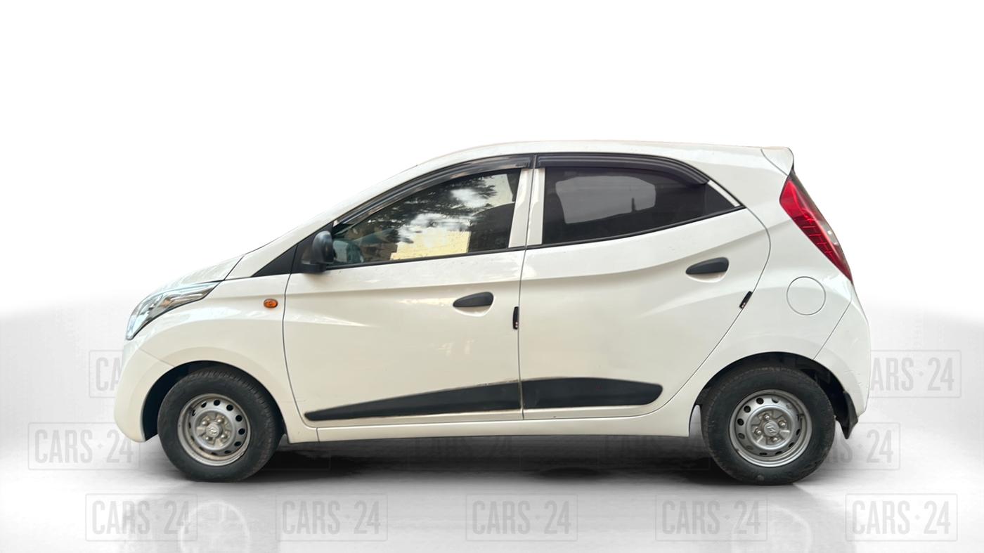 2017 Hyundai Eon ERA +, Petrol, Manual, 45,000 km, Left Side