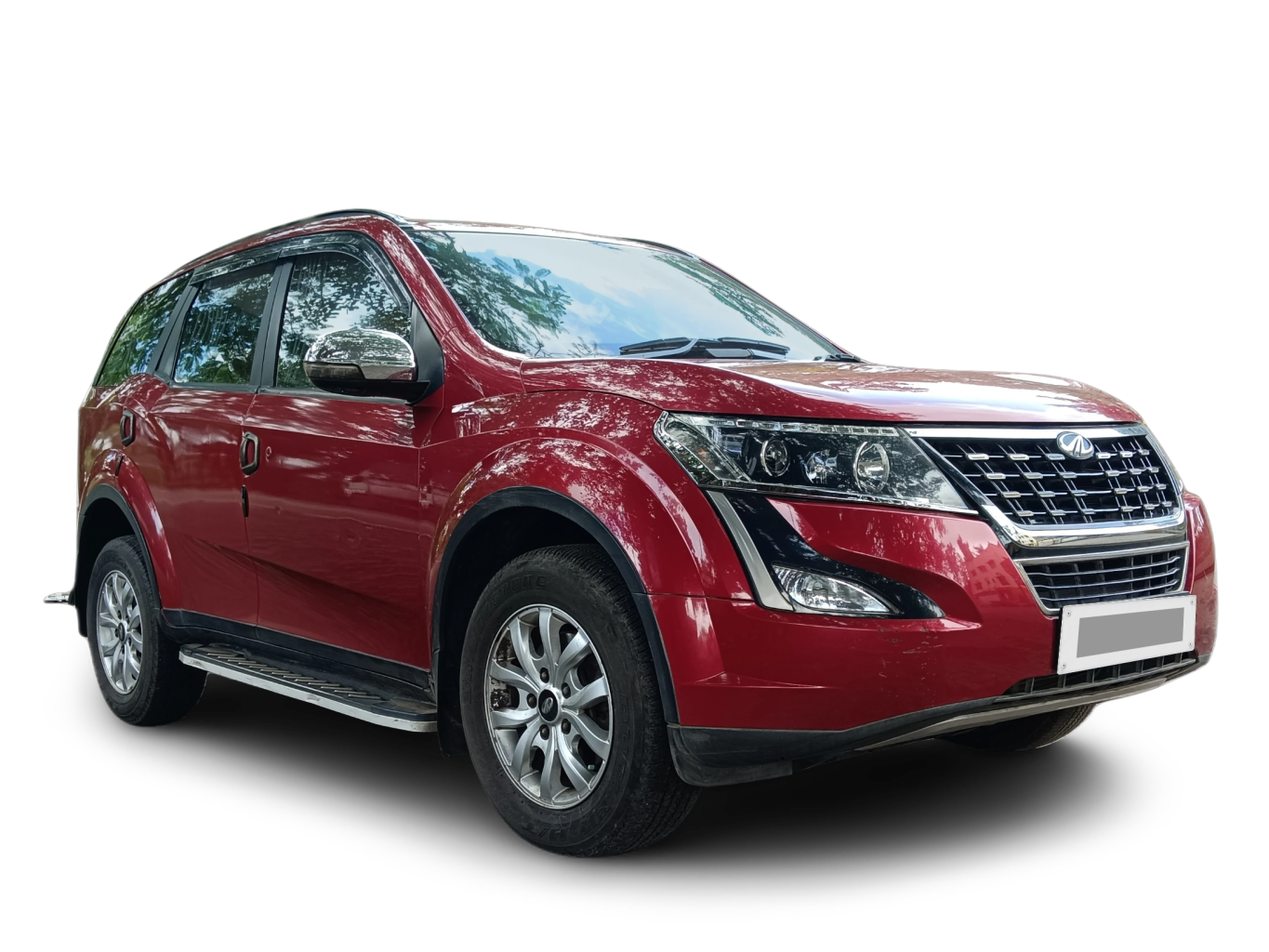 Mahindra XUV500-img