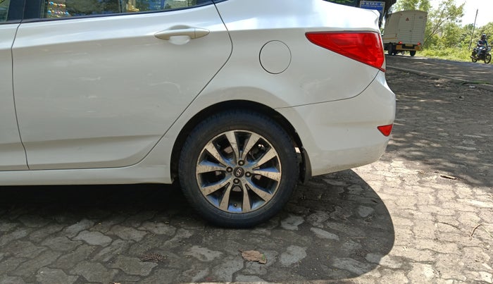 2014 Hyundai Verna FLUIDIC 1.4 CRDI CX, Diesel, Manual, 90,671 km, Left Rear Wheel