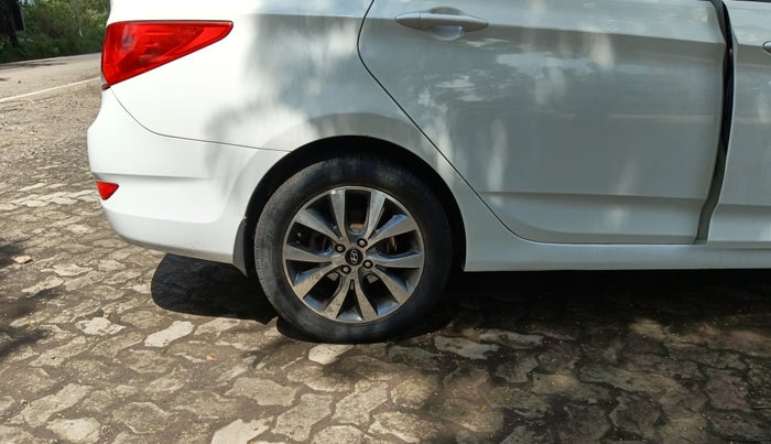 2014 Hyundai Verna FLUIDIC 1.4 CRDI CX, Diesel, Manual, 90,671 km, Right Rear Wheel