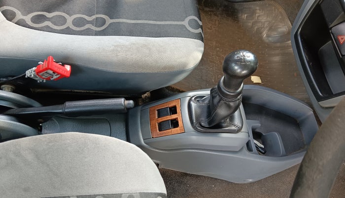 2016 Maruti Alto 800 LXI, Petrol, Manual, 1,13,421 km, Gear Lever