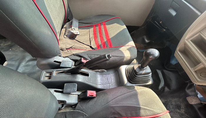 2010 Maruti Eeco 7 STR, Petrol, Manual, 79,396 km, Gear Lever