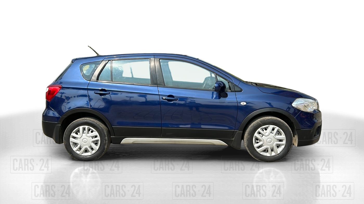2018 Maruti S Cross SIGMA 1.3, Diesel, Manual, 75,500 km, Right Side View