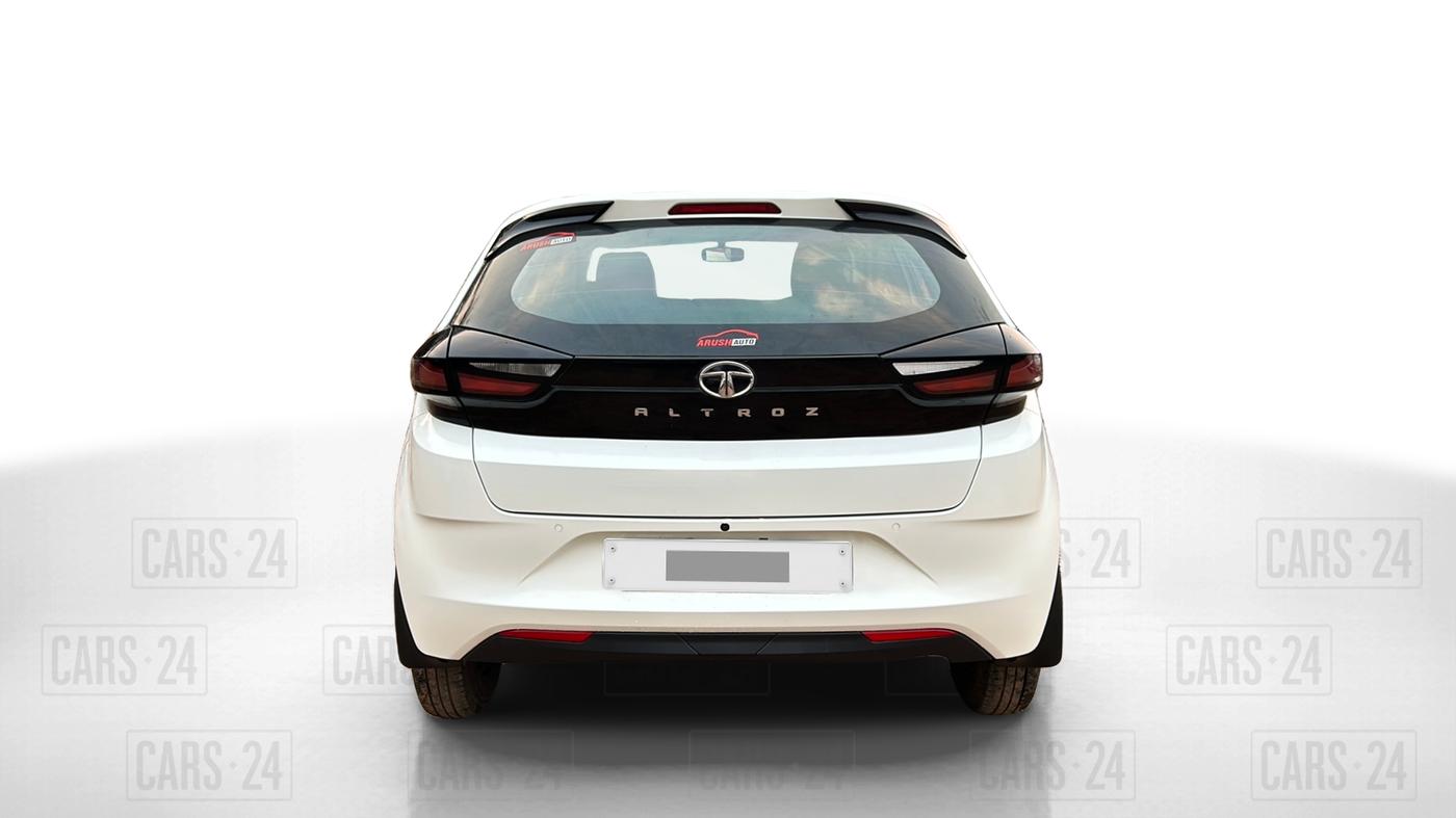2021 Tata ALTROZ XE PLUS DIESEL, Diesel, Manual, 34,000 km, Back/Rear