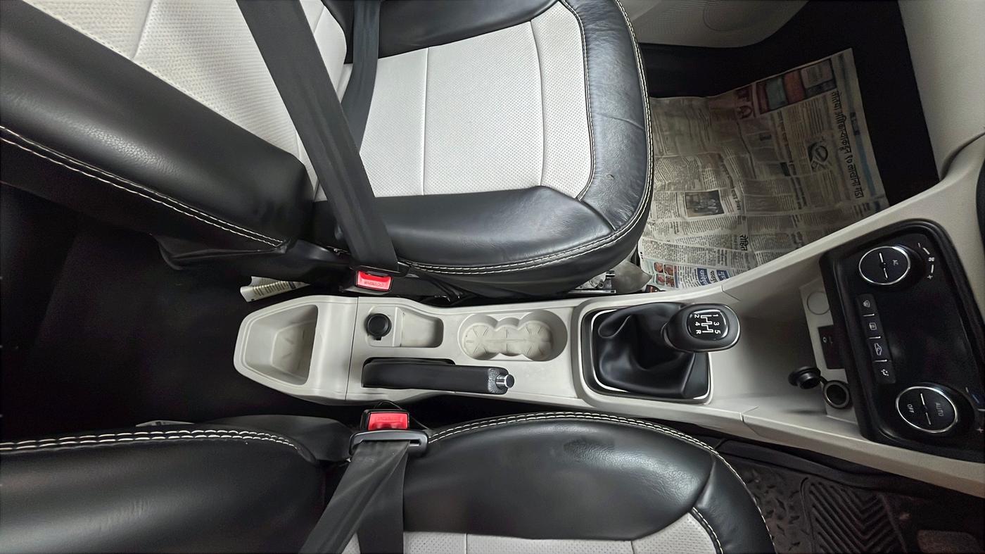 2022 Tata TIGOR XZ PLUS CNG, CNG, Manual, 75,000 km, Gear Lever