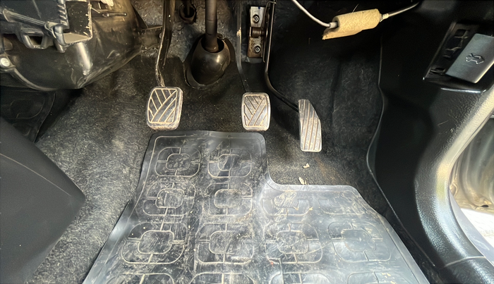 2018 Maruti Wagon R 1.0 LXI CNG, CNG, Manual, 63,000 km, Pedals