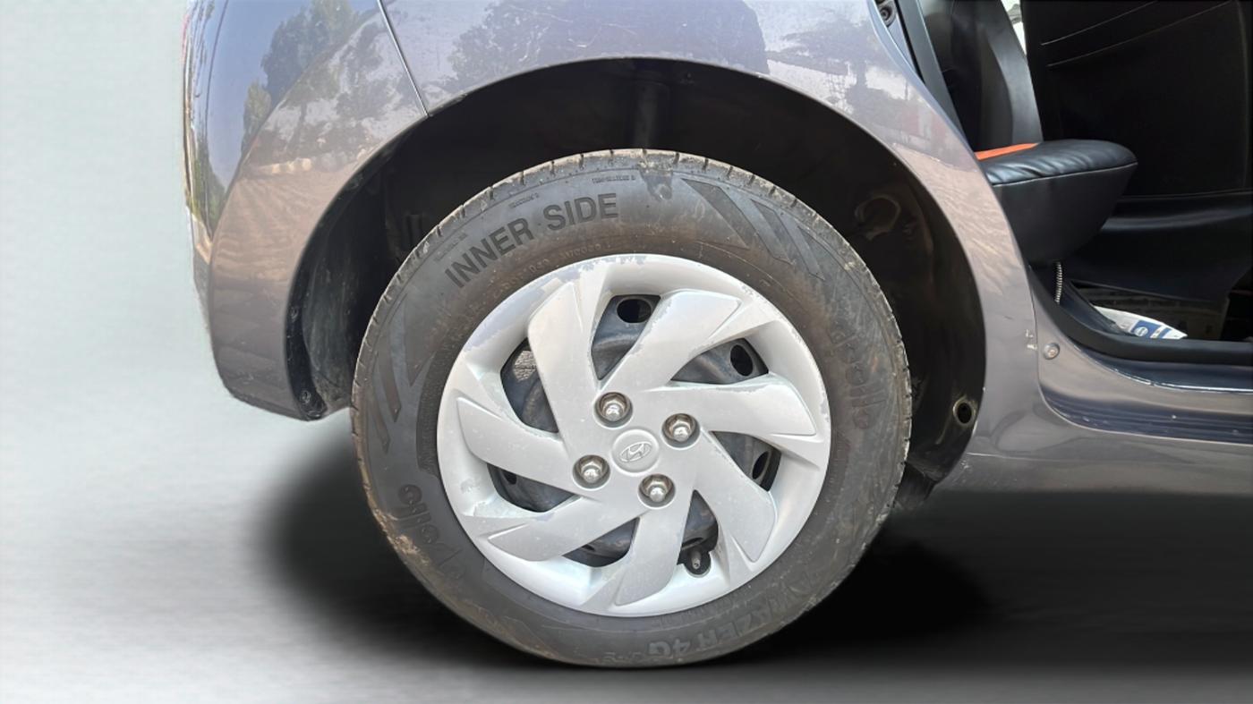 2019 Hyundai NEW SANTRO SPORTZ MT, Petrol, Manual, 1,27,000 km, Right Rear Wheel
