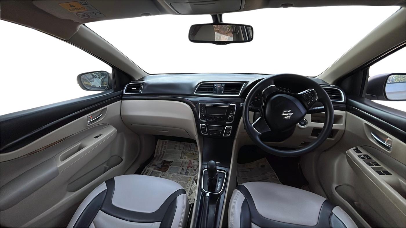 2015 Maruti Ciaz ZXI, Petrol, Manual, 84,922 km, Dashboard