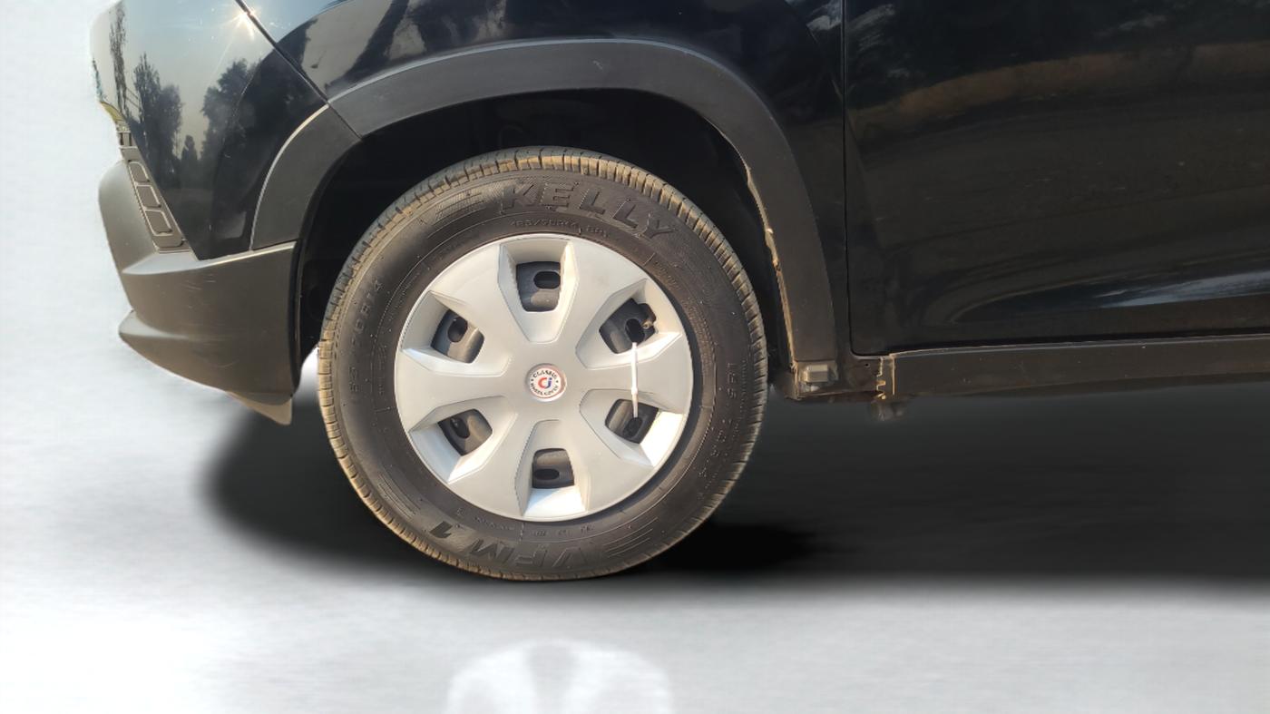 2016 Mahindra Kuv100 K4 D 5 STR, Diesel, Manual, 70,000 km, Left Front Wheel