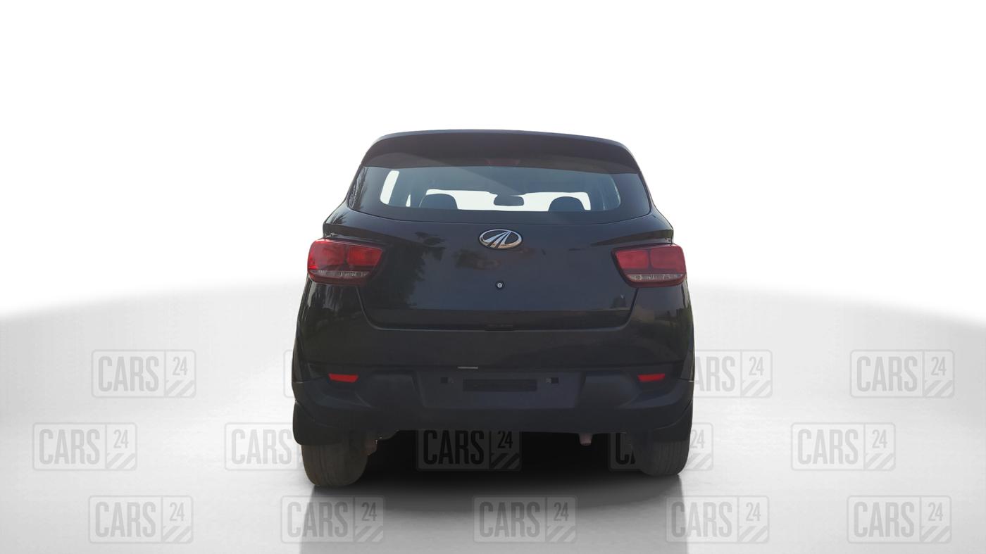 2016 Mahindra Kuv100 K4 D 5 STR, Diesel, Manual, 70,000 km, Back/Rear
