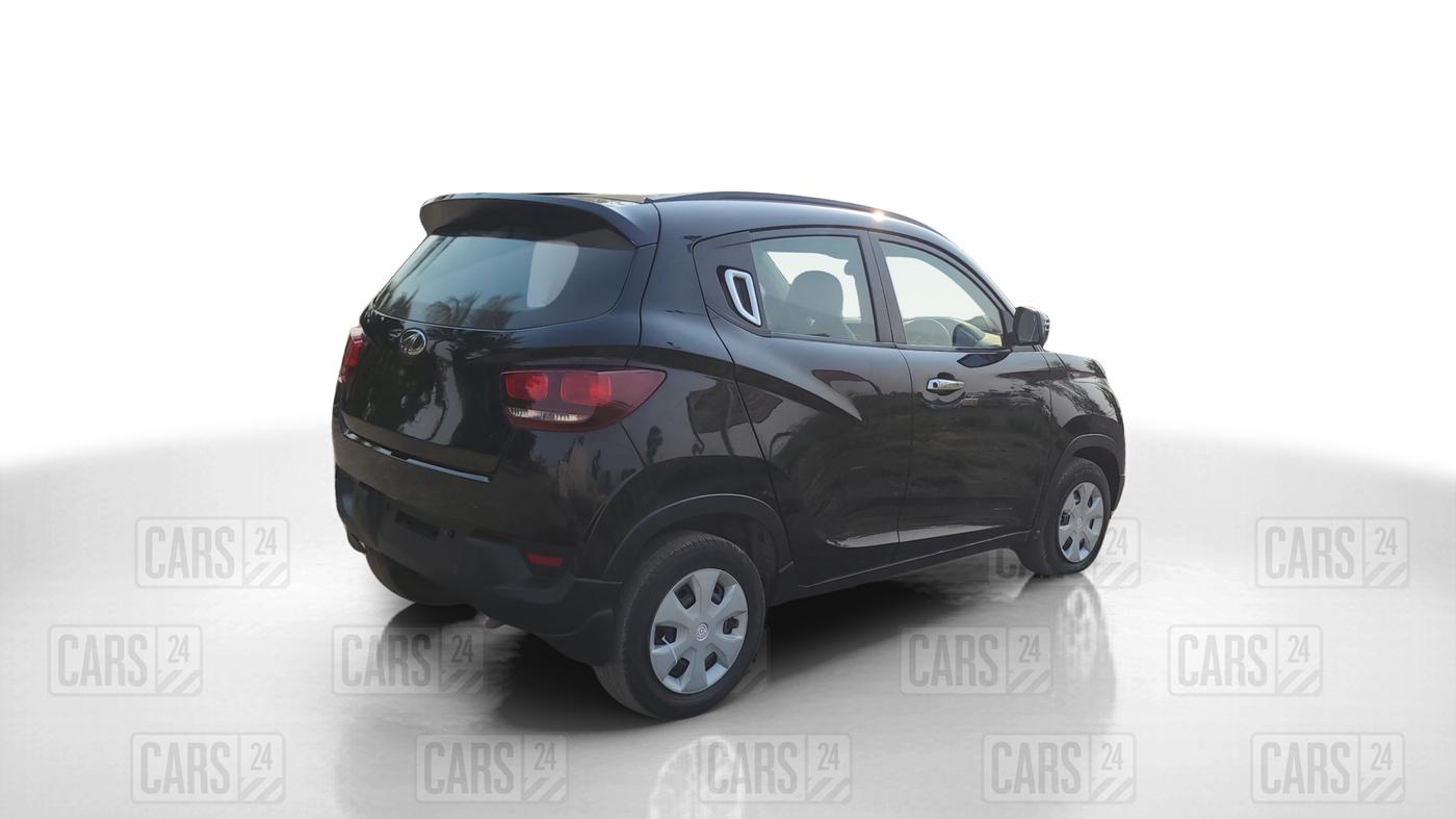 2016 Mahindra Kuv100 K4 D 5 STR, Diesel, Manual, 70,000 km, Right Back Diagonal