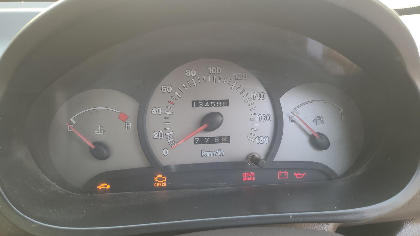 2011 Hyundai Santro Xing GLS, Petrol, Manual, 1,34,000 km, Odometer Image