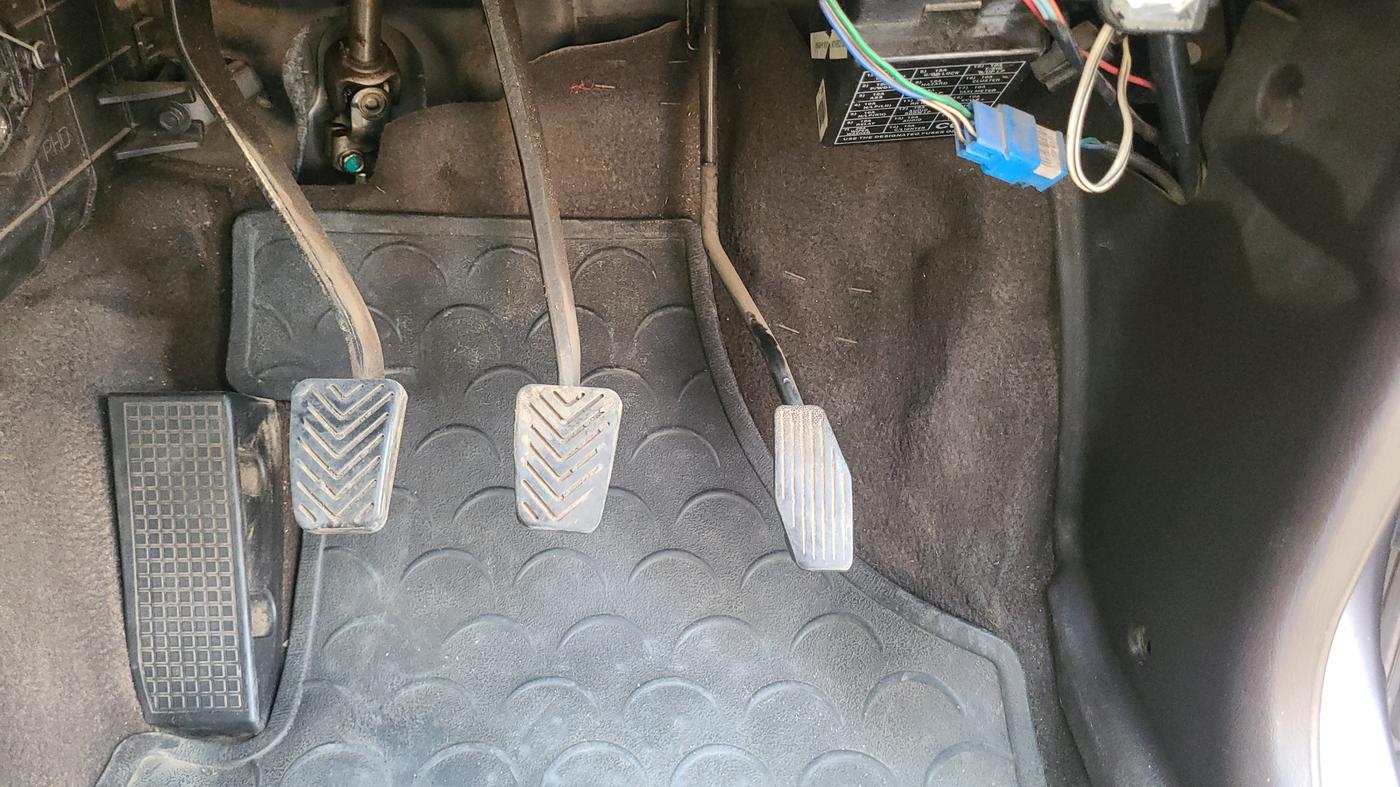2011 Hyundai Santro Xing GLS, Petrol, Manual, 1,34,000 km, Pedals
