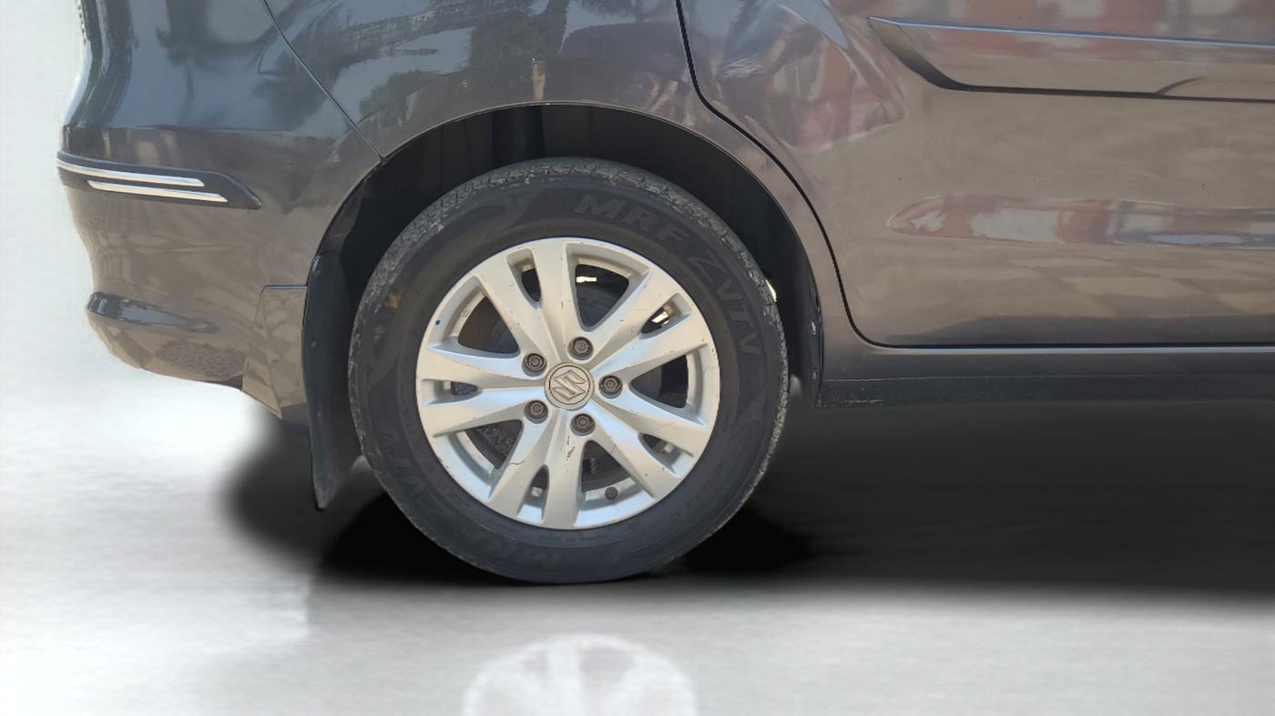 2016 Maruti Ertiga VXI, Petrol, Manual, 1,12,622 km, Right Rear Wheel