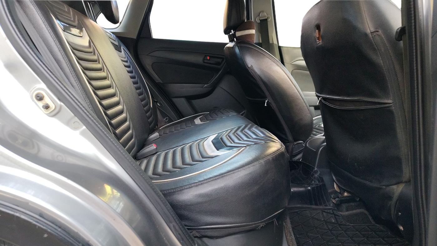 2017 Maruti Vitara Brezza VDI (O), Diesel, Manual, 69,006 km, Right Side Rear Door Cabin