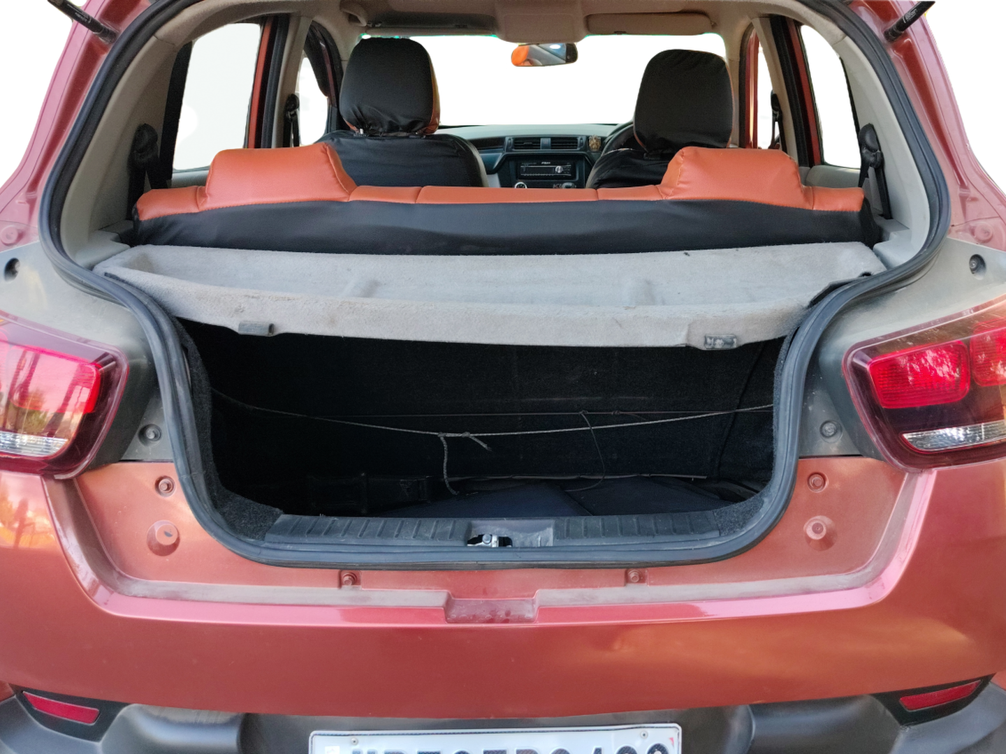 2016 Mahindra Kuv100 K4 D 6 STR, Diesel, Manual, 75,449 km, Boot Inside