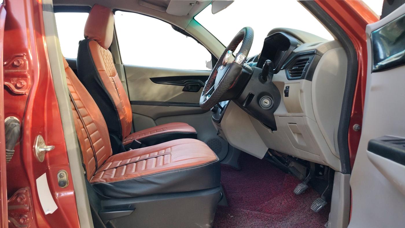 2016 Mahindra Kuv100 K4 D 6 STR, Diesel, Manual, 75,449 km, Right Side Front Door Cabin