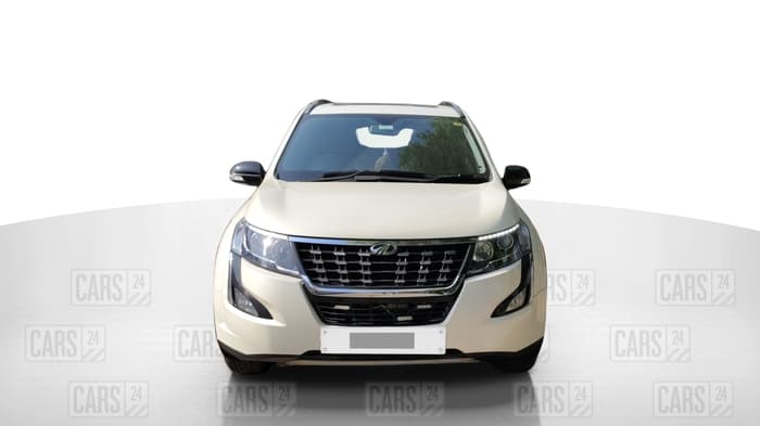 2020 Mahindra XUV500 W9, Diesel, Manual, 23,657 km, Front