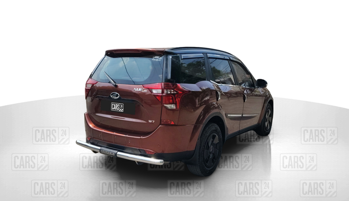 2019 Mahindra XUV500 W7, Diesel, Manual, 53,134 km, Right Back Diagonal