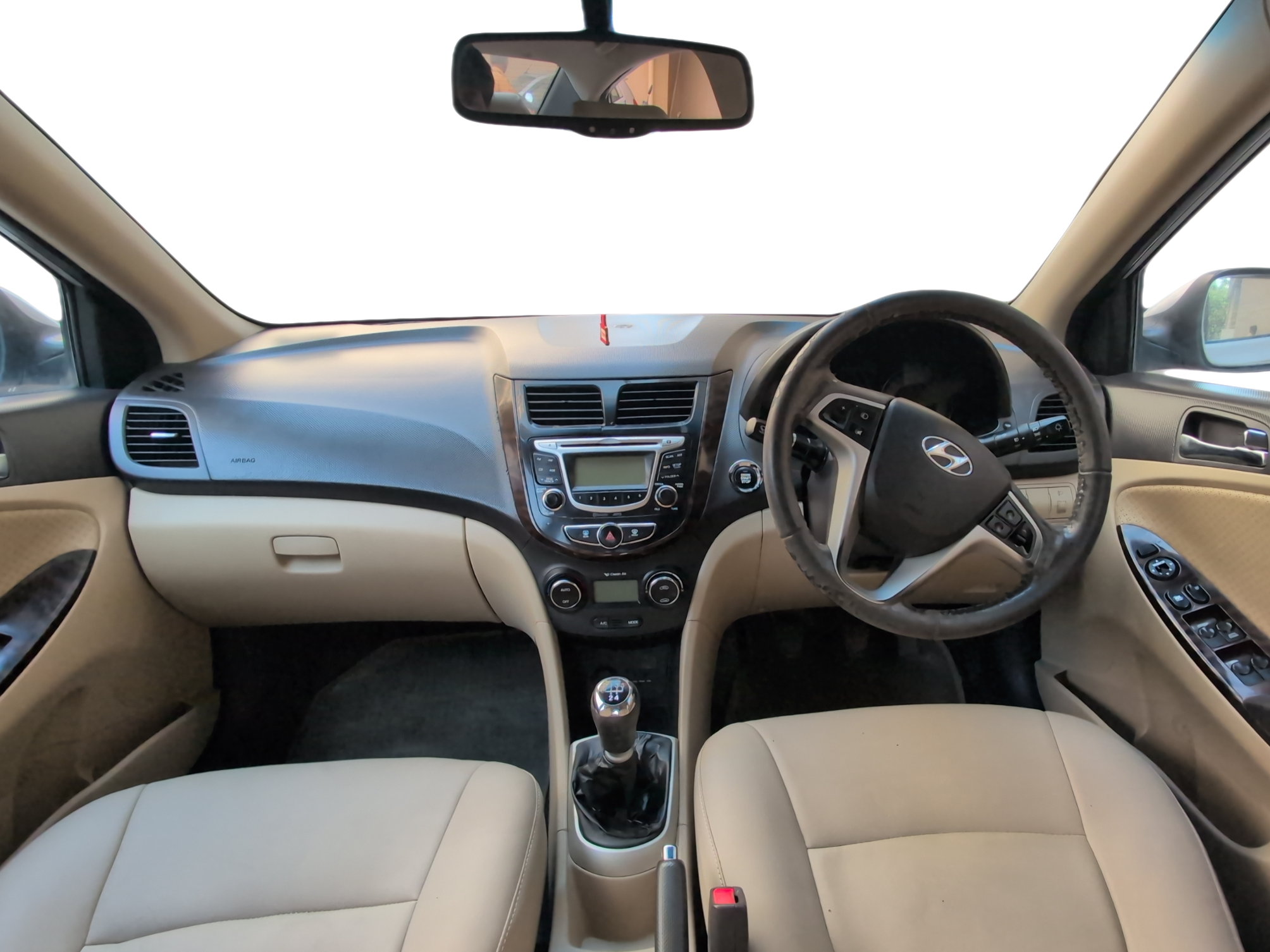 2012 Hyundai Verna FLUIDIC 1.6 VTVT SX, Petrol, Manual, 73,414 km, Dashboard