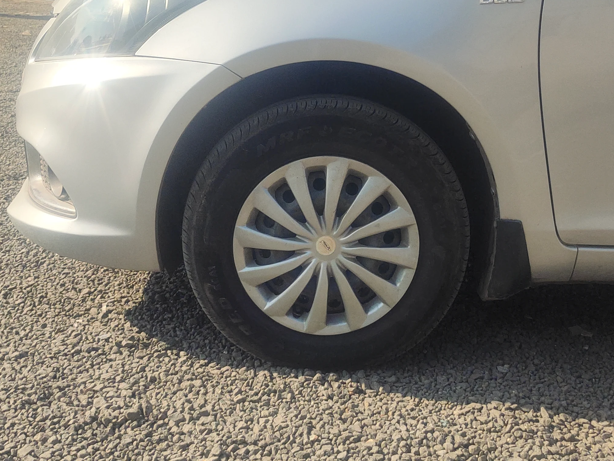 2016 Maruti Swift VDI, Diesel, Manual, 1,08,823 km, Left Front Wheel