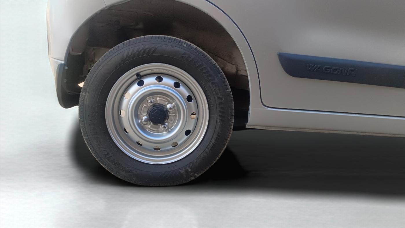 2012 Maruti Wagon R 1.0 LXI, Petrol, Manual, 58,045 km, Right Rear Wheel