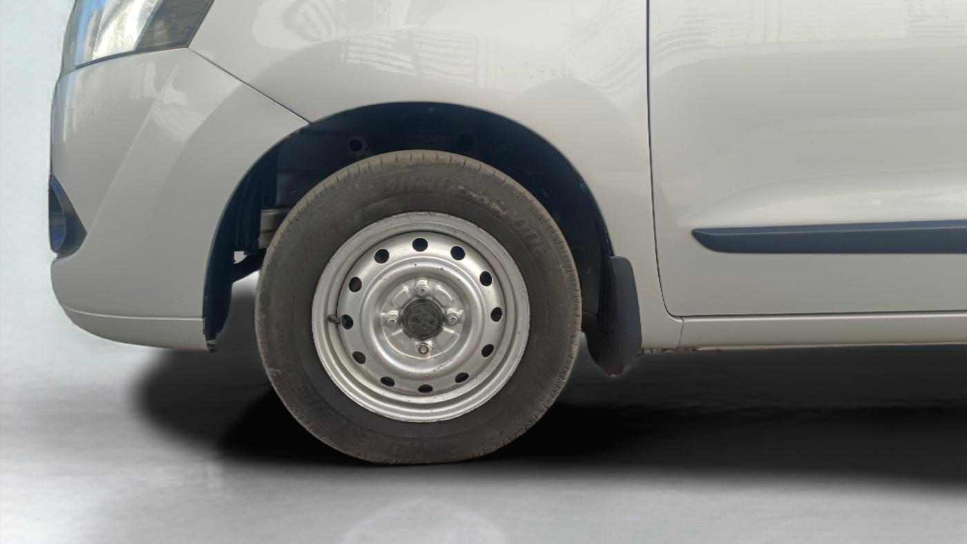 2012 Maruti Wagon R 1.0 LXI, Petrol, Manual, 58,045 km, Left Front Wheel