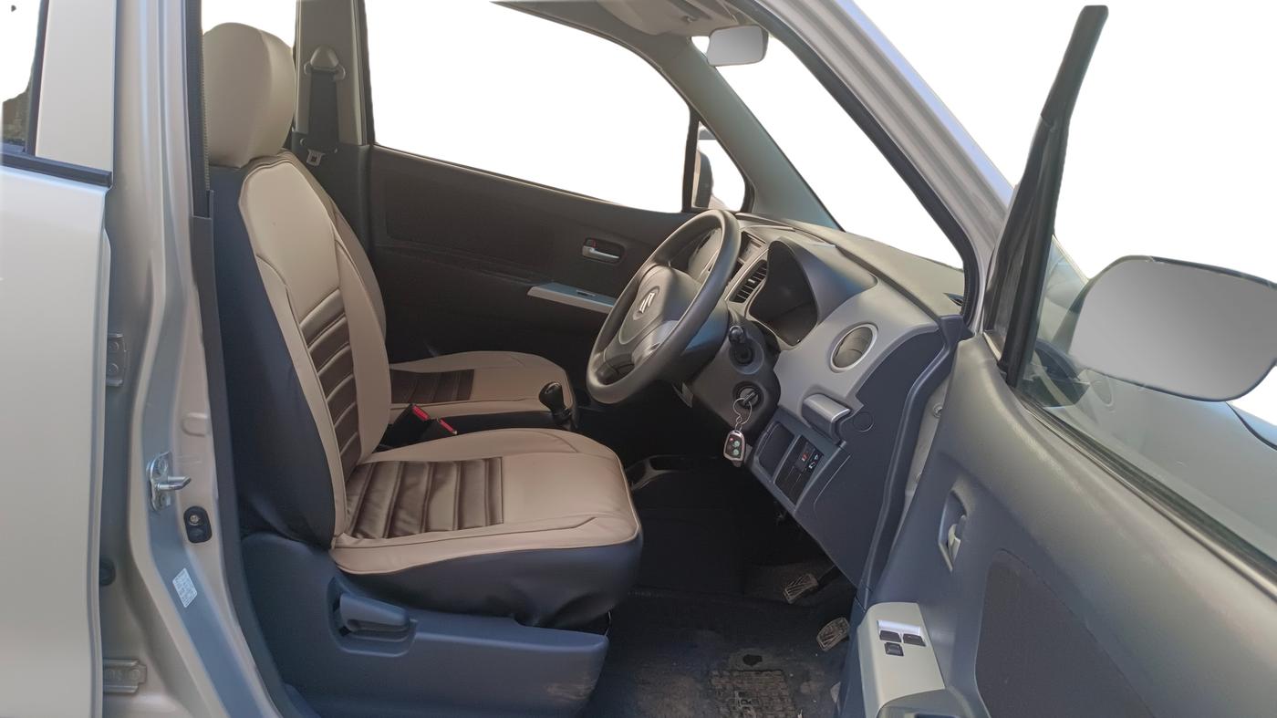 2012 Maruti Wagon R 1.0 LXI, Petrol, Manual, 58,045 km, Right Side Front Door Cabin
