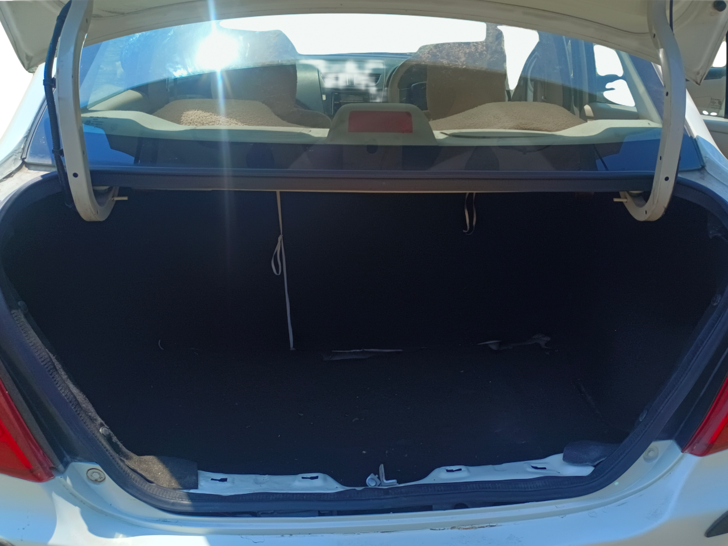 2016 Maruti Swift Dzire LXI (O), Petrol, Manual, 94,910 km, Boot Inside