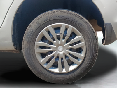 2016 Maruti Swift Dzire LXI (O), Petrol, Manual, 94,910 km, Left Rear Wheel