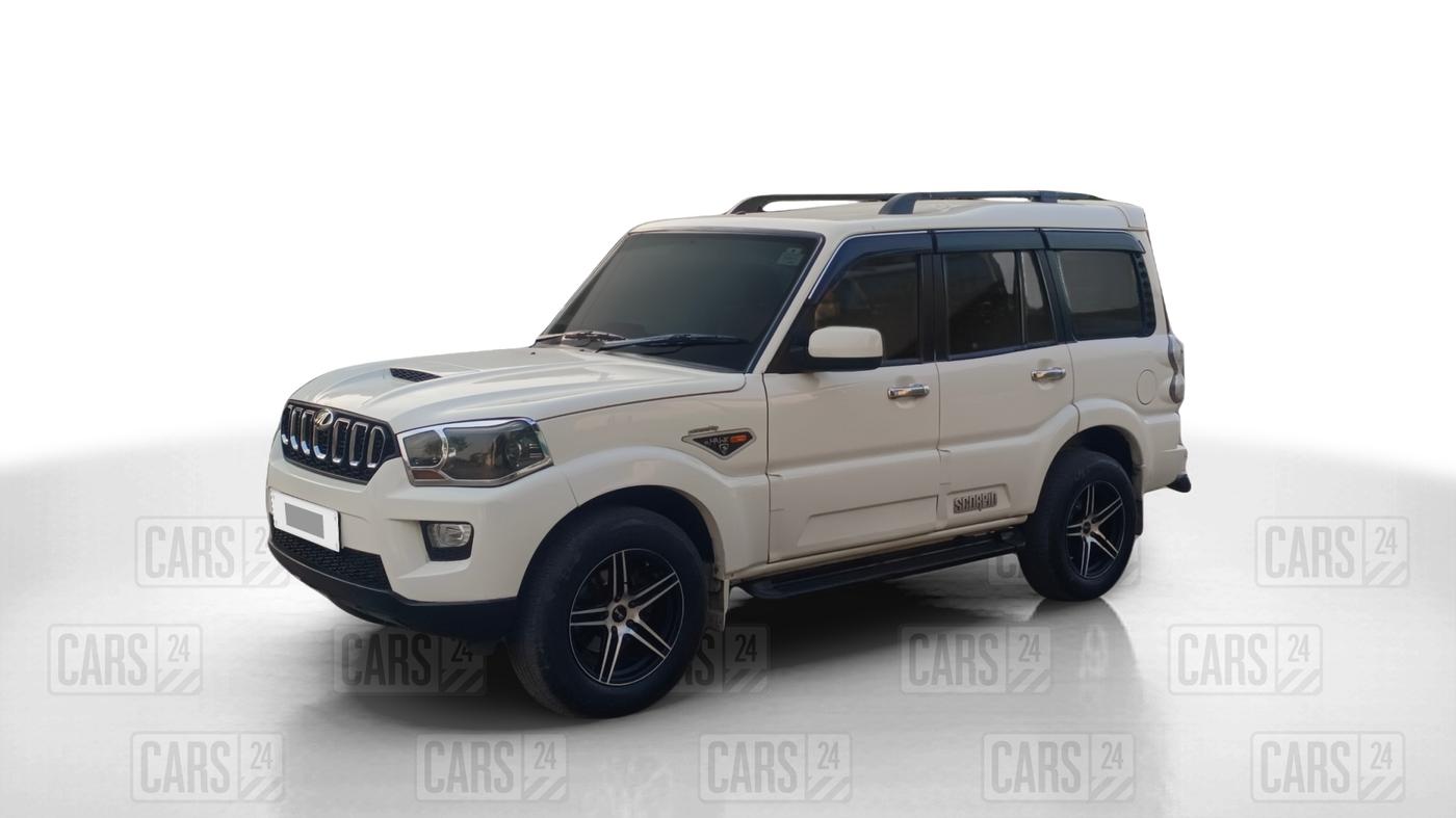 2015 Mahindra Scorpio S4 PLUS, Diesel, Manual, 89,074 km, Left Front Diagonal
