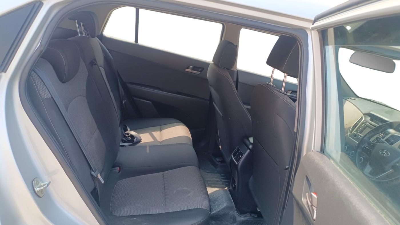 2016 Hyundai Creta S 1.4 DIESEL, Diesel, Manual, 1,18,721 km, Right Side Rear Door Cabin