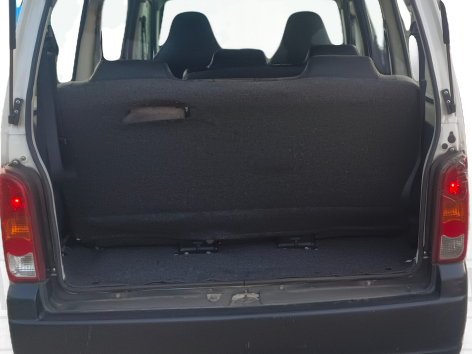 2019 Maruti Eeco 7 STR, Petrol, Manual, 65,327 km, Boot Inside